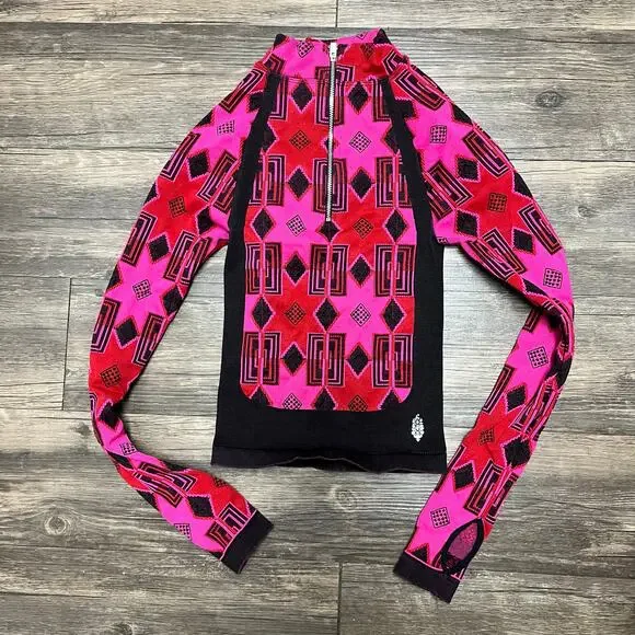 Free People Movement Stars From Mars Pink Geometric Half Zip Base Layer XS/S - Picture 3 of 7